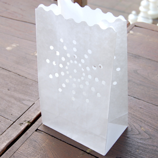 Lampi�ky s r��ov�ho pap�ru