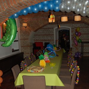 Party jako na Hawaii