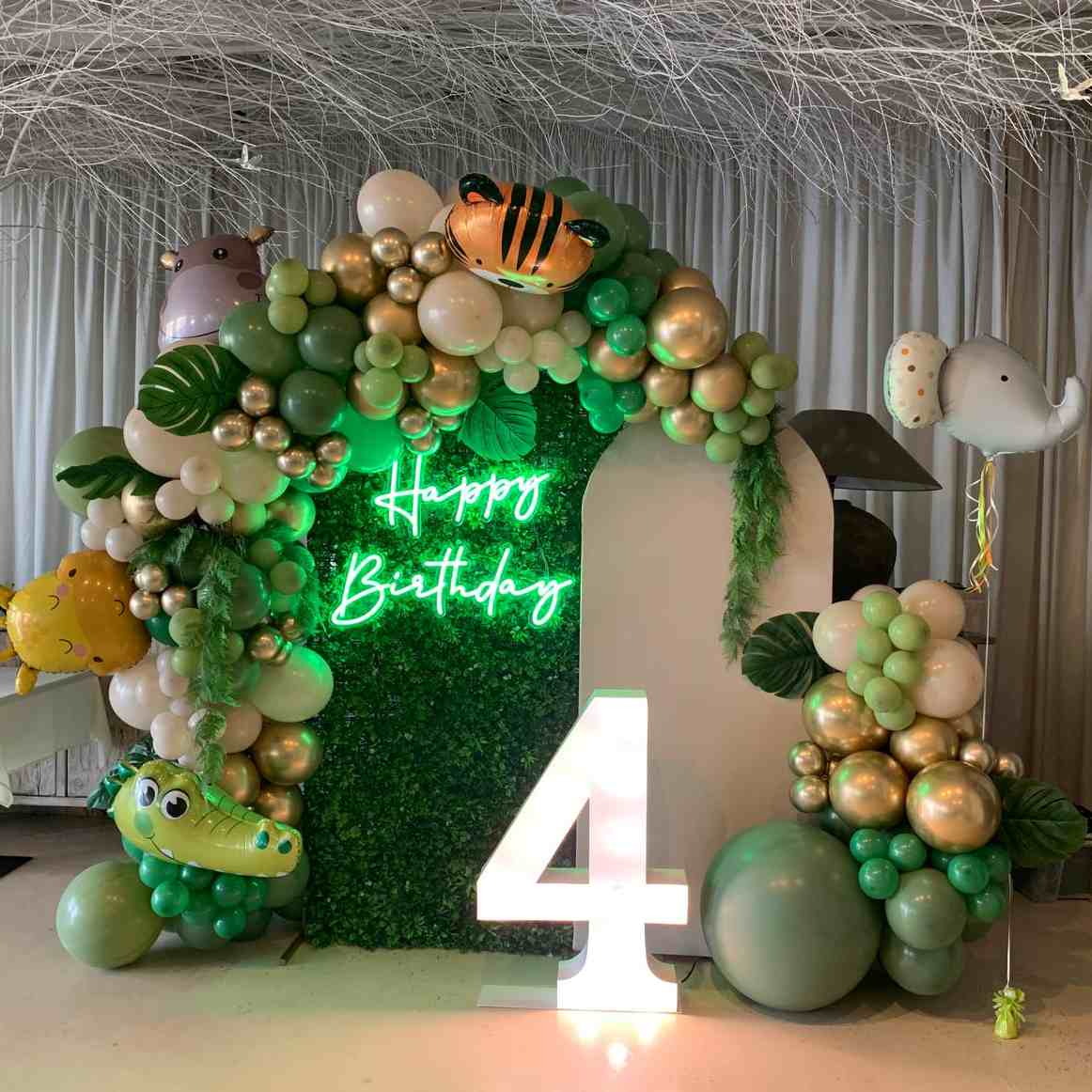 VZDOBA  & REALIZACE AKC