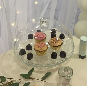 Sklen�n� t�c s poklopem