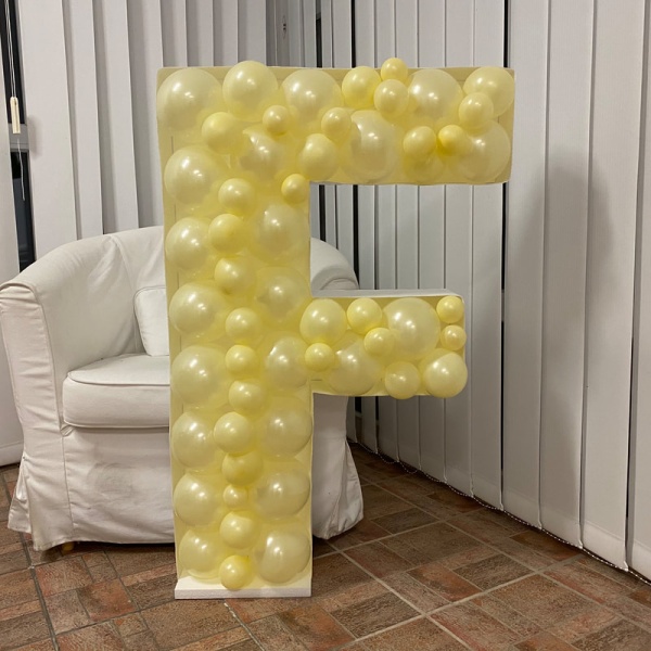 Forma na balónky Písmeno F 100 x 66 cm