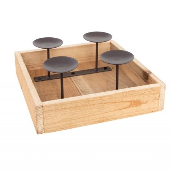 Svícen dřevěný s kovovými držáky na oválné svíčky čtvercový