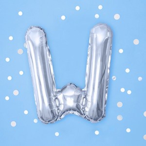 BALÓNEK fóliový mini písmeno W stříbrné 35 cm