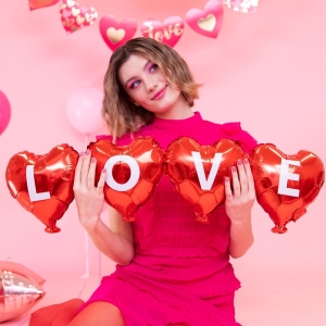 Balónková girlanda srdíčka Love 101x27 cm