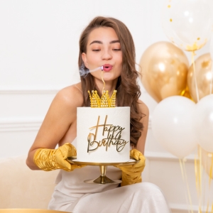 Dekorace na dort zlatá korunka se stříbrnými krystaly 7 cm