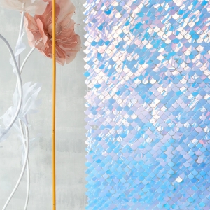 Dekora�n� �tvercov� panel se �upinami iridescent 30x30 cm 1 ks