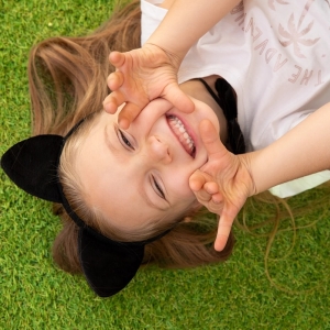 Dopl�ky ke kost�mu  Ko�i�ka �ern�