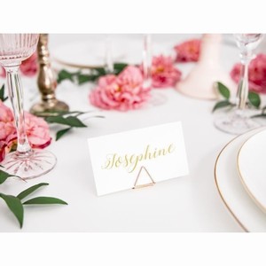 DRŽÁKY na jmenovky trojúhelníkové zlaté