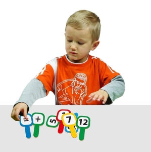 Hra vzd�l�vac� Cedulky - ��sla a znaky