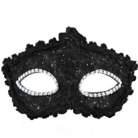 Maska karnevalov� �ern� t�pytiv�