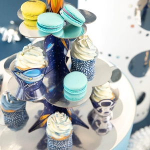 Stojan na dezerty a cupcakes Vesmír 46 x 34 cm