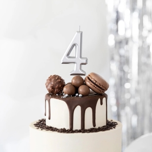 Svka narozeninov slo "4" stbrn 7 cm