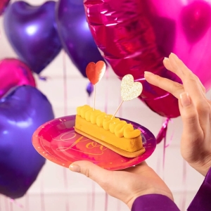 Tal��e pap�rov� Love fialovo-r��ov� 18 cm 6 ks