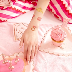 Tetovn Bride to be 19 ks