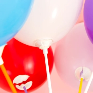 Ty�ka na bal�nek barevn� 35 cm 1 ks