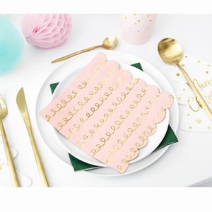 UBROUSKY pudrov rov se zlatm vzorem 1