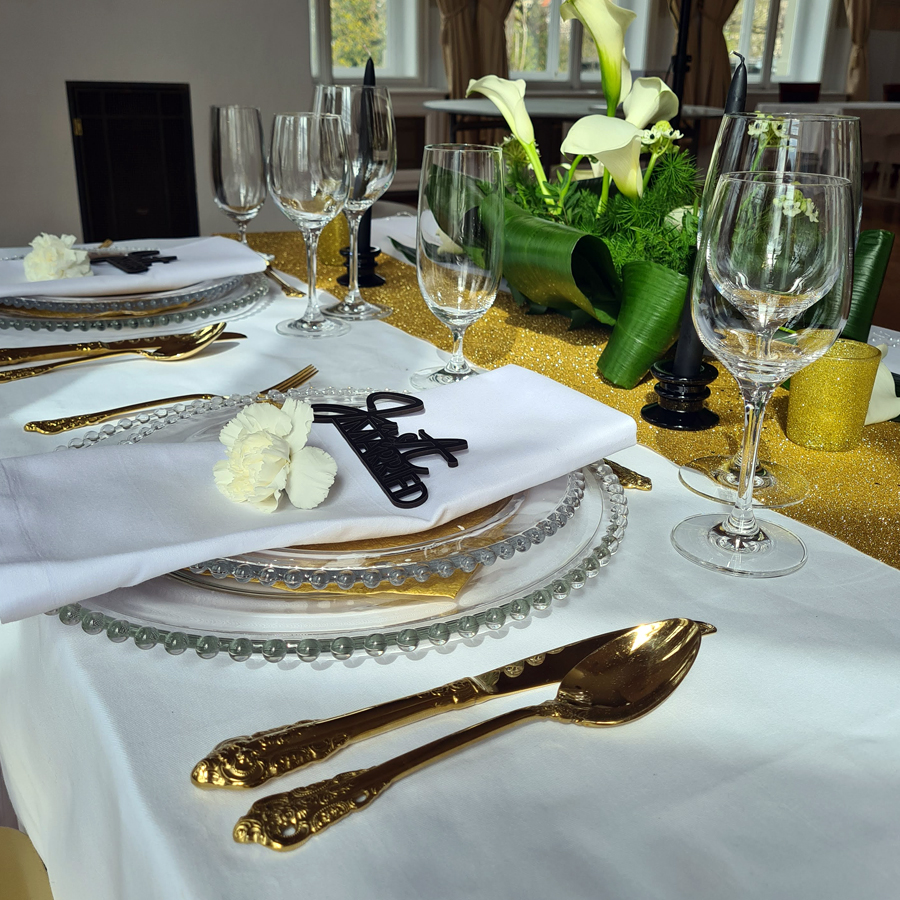 svatební stolování