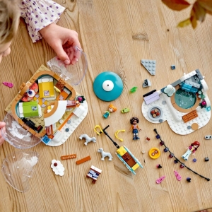 LEGO® Friends 41760 Zimní dobrodružství v iglú